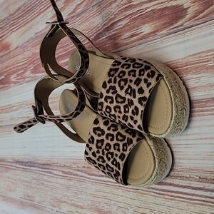 Soda leopard sandals